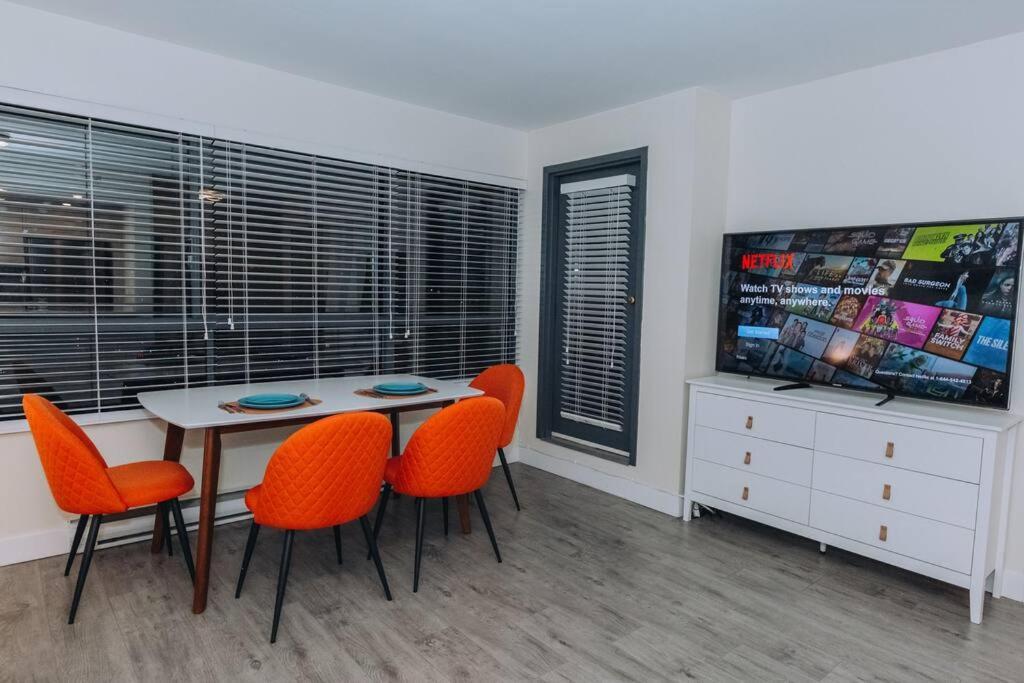 Modern Condo In The Heart Of Dt Overlooking City Vancouver Exteriér fotografie