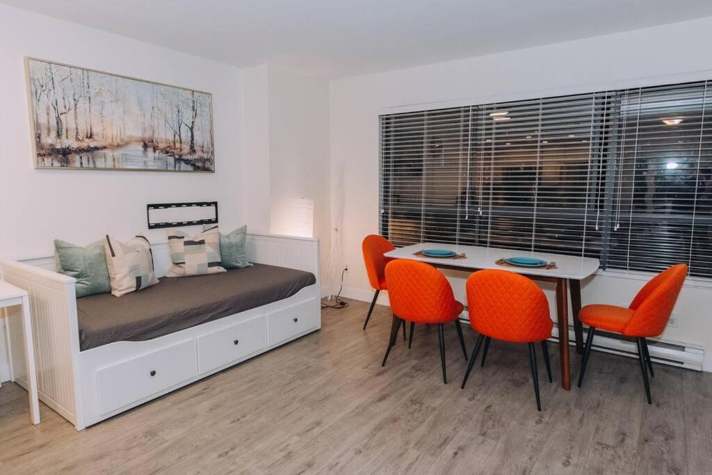 Modern Condo In The Heart Of Dt Overlooking City Vancouver Exteriér fotografie
